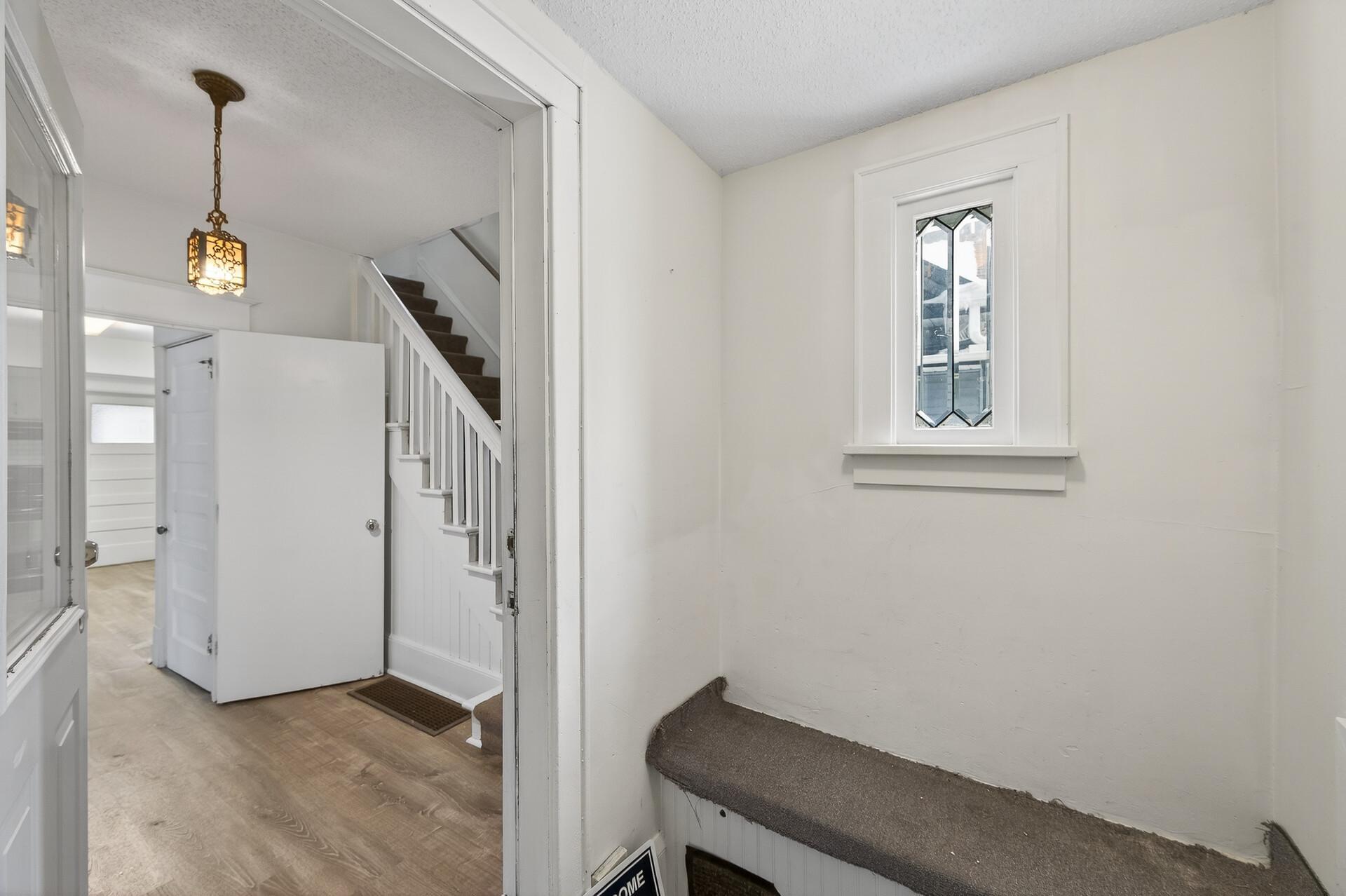 1045 Magnolia Avenue E