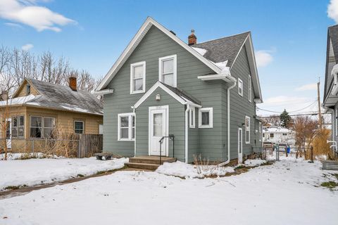 1045 Magnolia Avenue E Saint Paul MN 55106