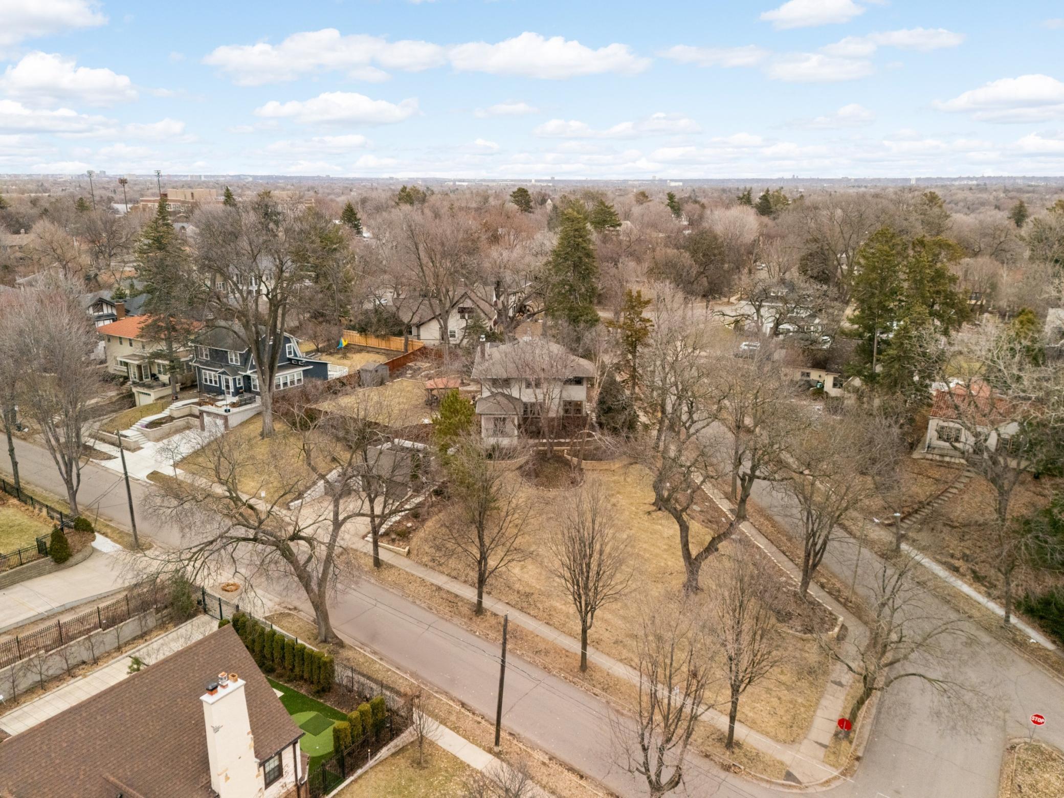 5115 Gladstone Avenue