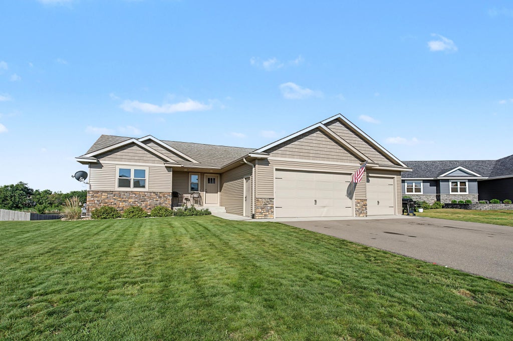 Photo of 1763 Otter Way, New Richmond, WI 54017 (MLS # 7120157)