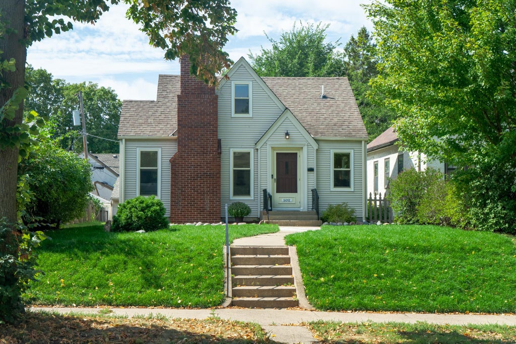 Photo of 5012 15th Avenue S, Minneapolis, MN 55417 (MLS # 7143639)