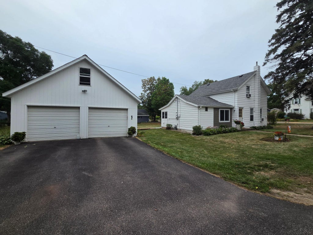 Photo of 805 Orange Street, Prescott, WI 54021 (MLS # 7142103)