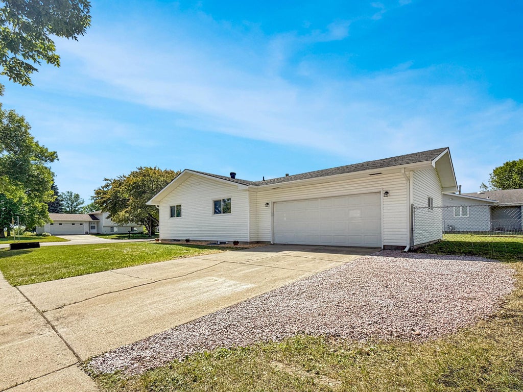 Photo of 2403 18th Street S, Moorhead, MN 56560 (MLS # 7093419)