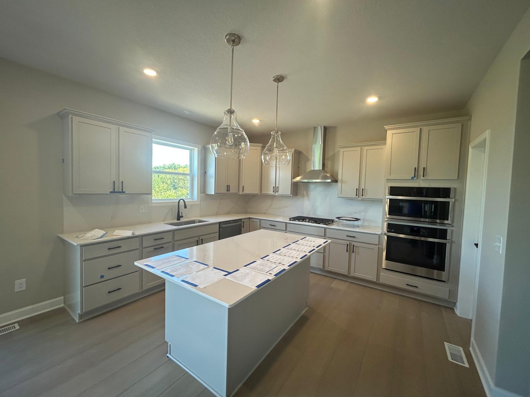 12410 Holden Way