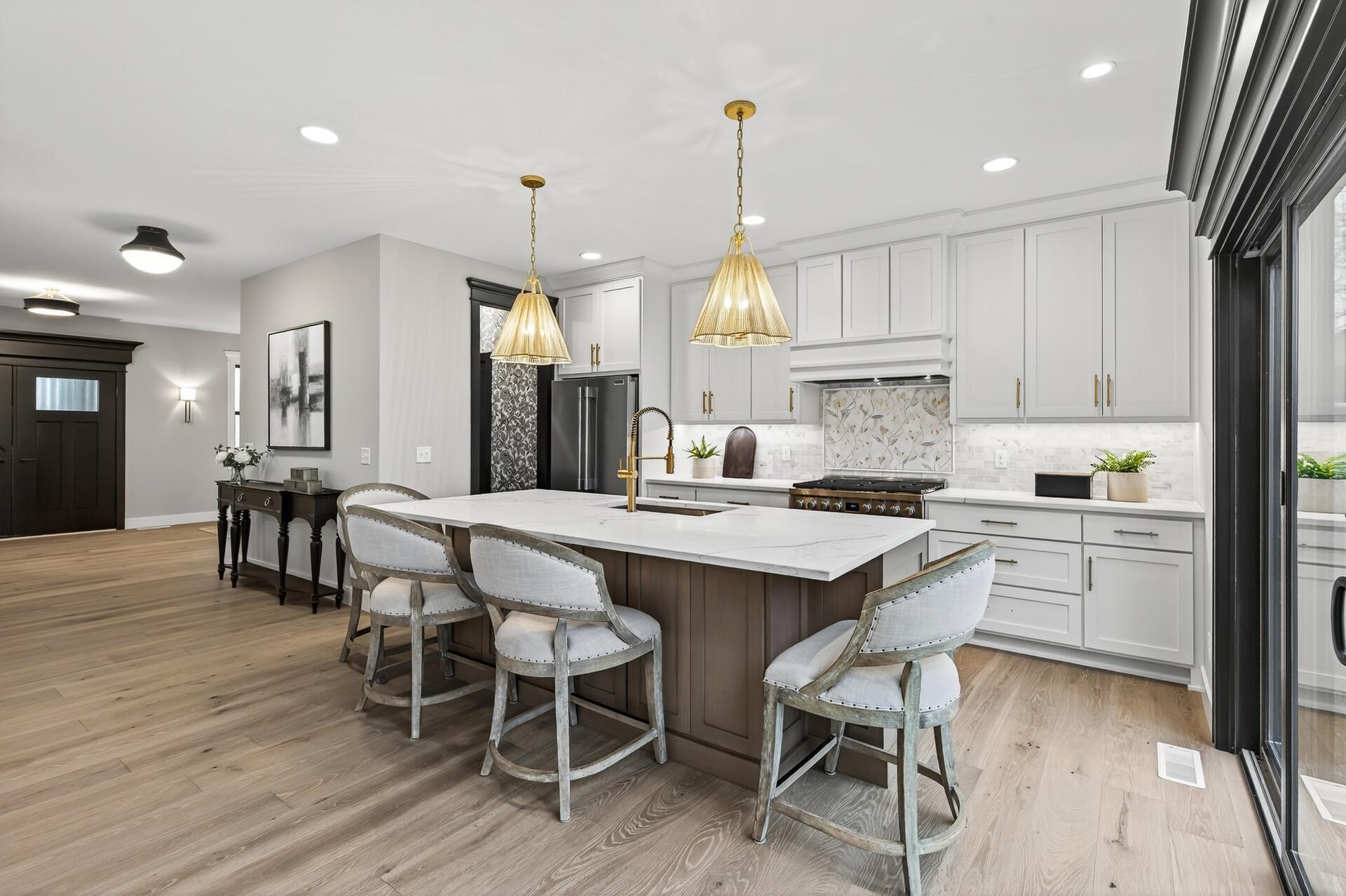 5319 Glenwood Avenue