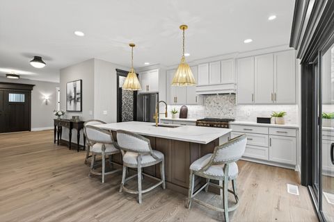 5319 Glenwood Avenue Golden Valley MN 55422