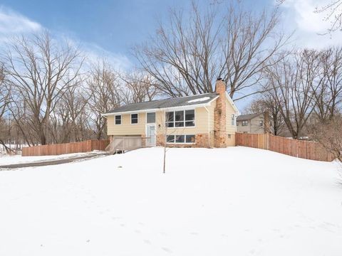 5912 Stoneybrook Drive Minnetonka MN 55345