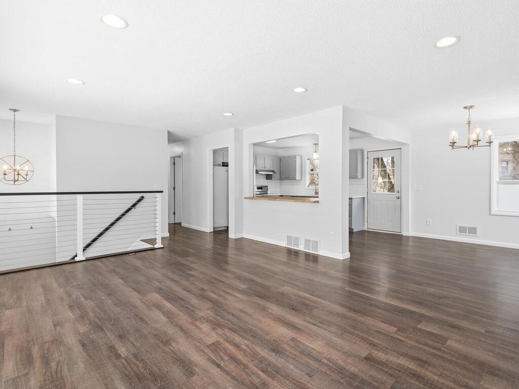 5912 Stoneybrook Drive