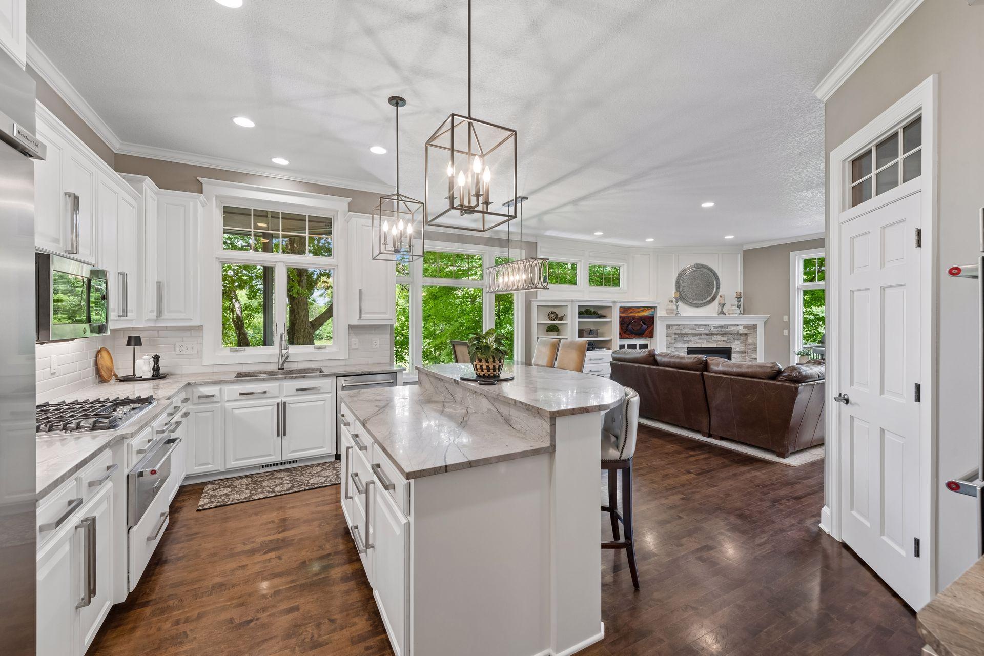 18000 Turtle Point