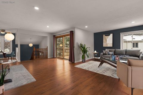 250 Cambria Court Woodbury MN 55125