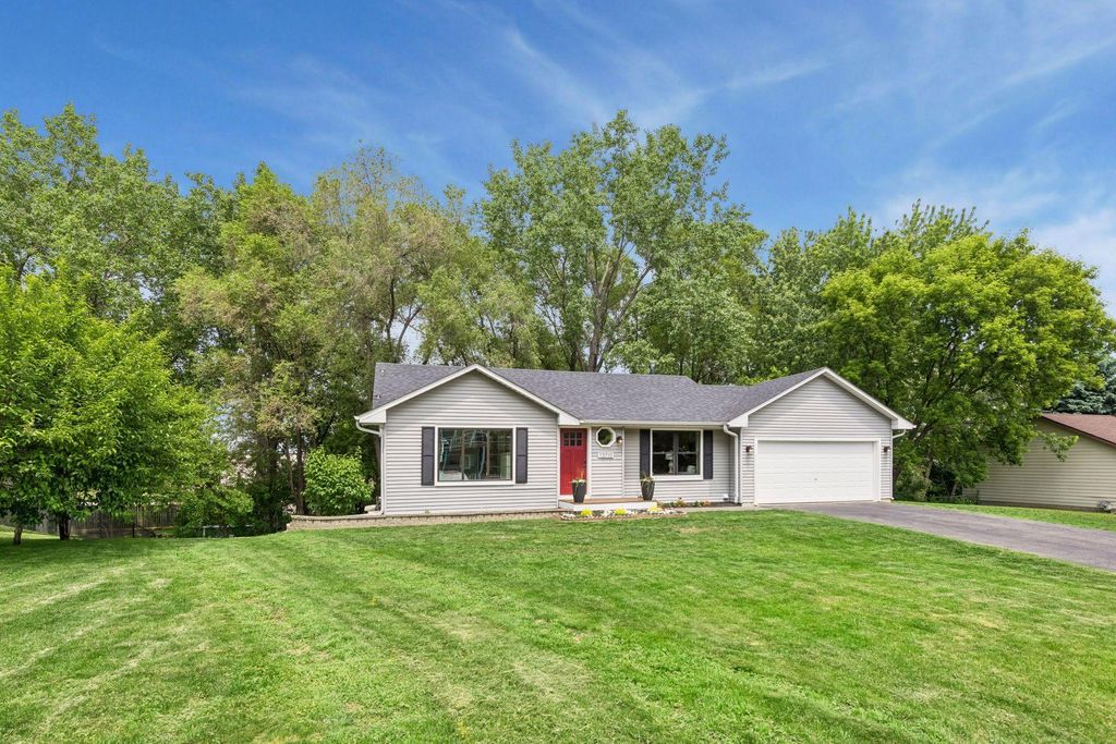 Photo of 13710 5th Avenue N, Plymouth, MN 55441 (MLS # 7031643)