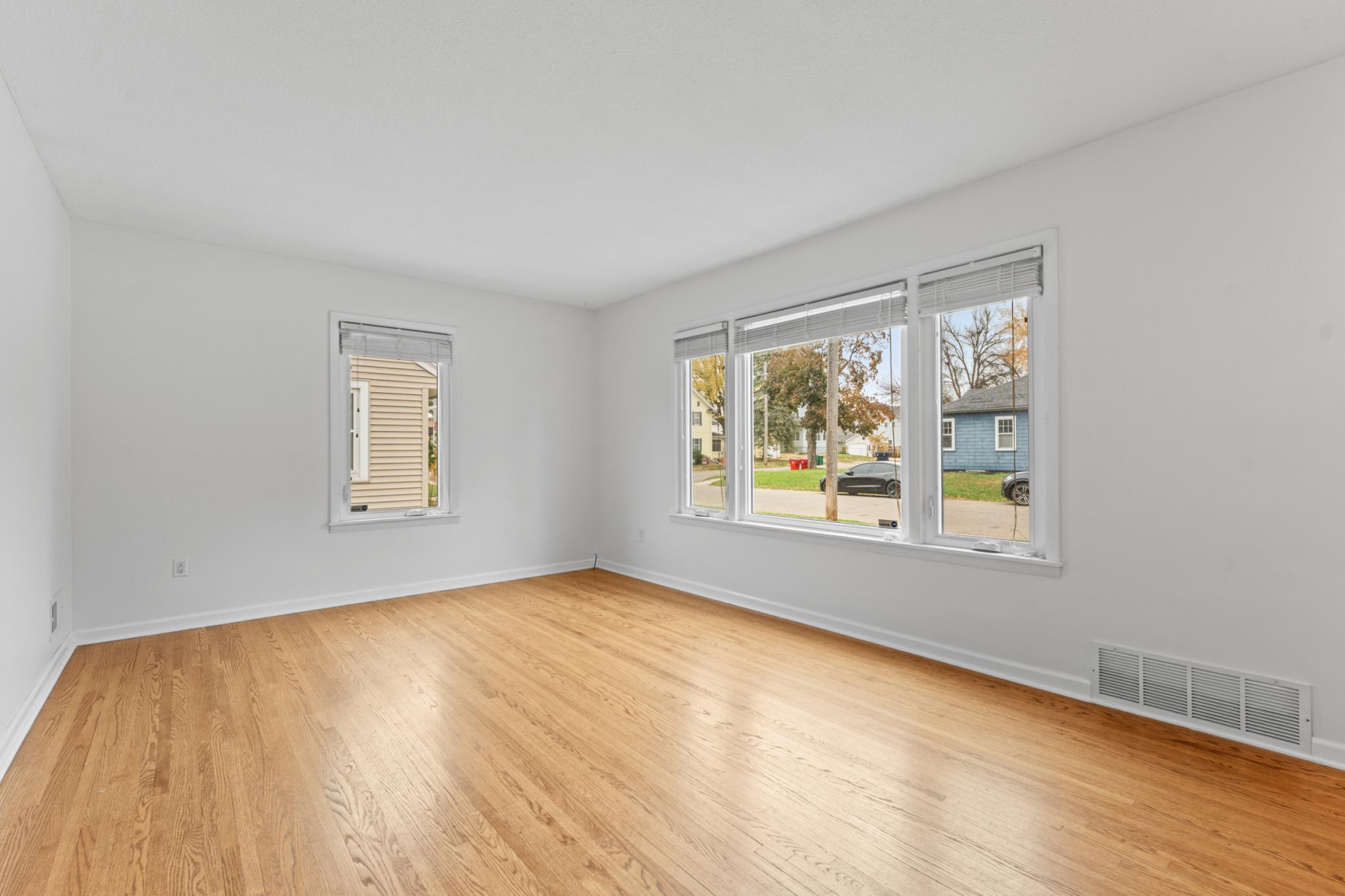 1308 3 1/2 Street SE