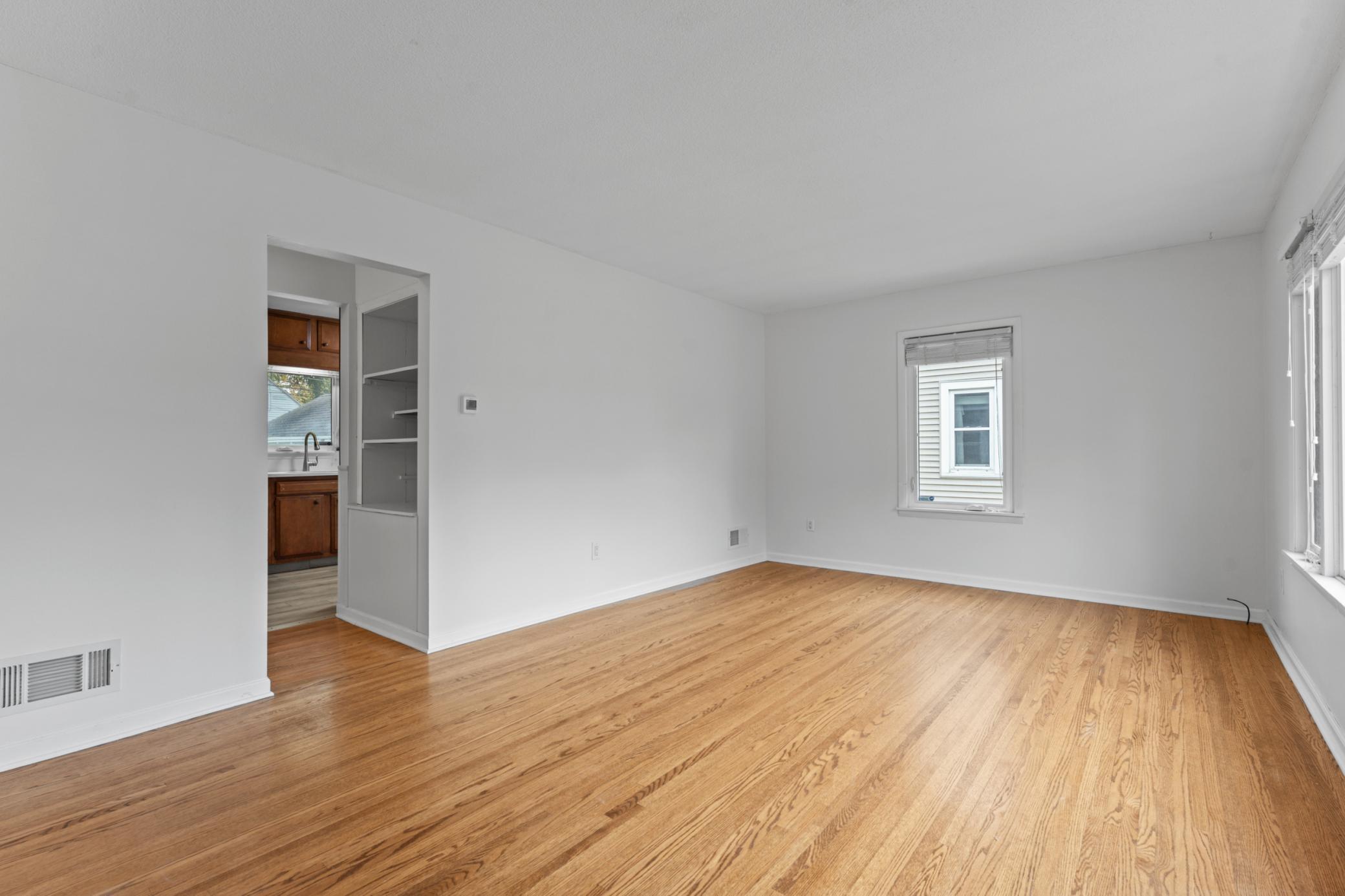 1308 3 1/2 Street SE