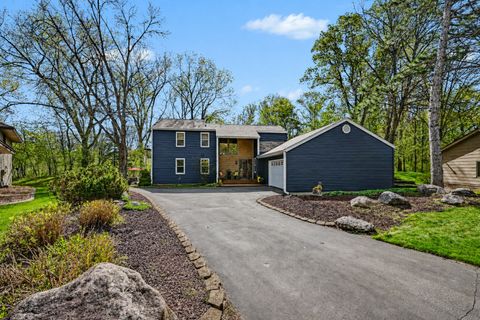 2804 Bryce Court Burnsville MN 55337