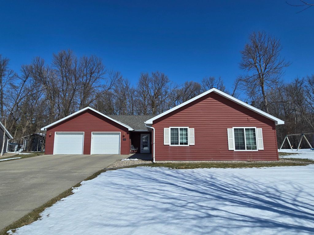 Photo of 1618 Huron Drive, Detroit Lakes, MN 56501 (MLS # 7053288)