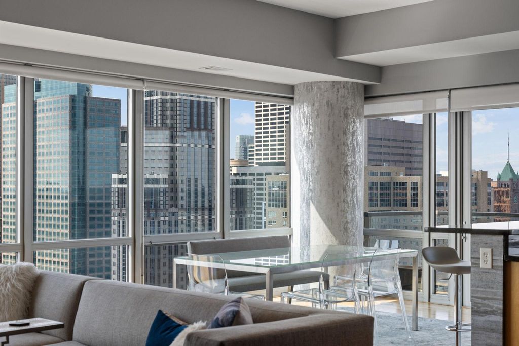 Photo of 929 Portland Avenue #2501, Minneapolis, MN 55404 (MLS # 7014742)