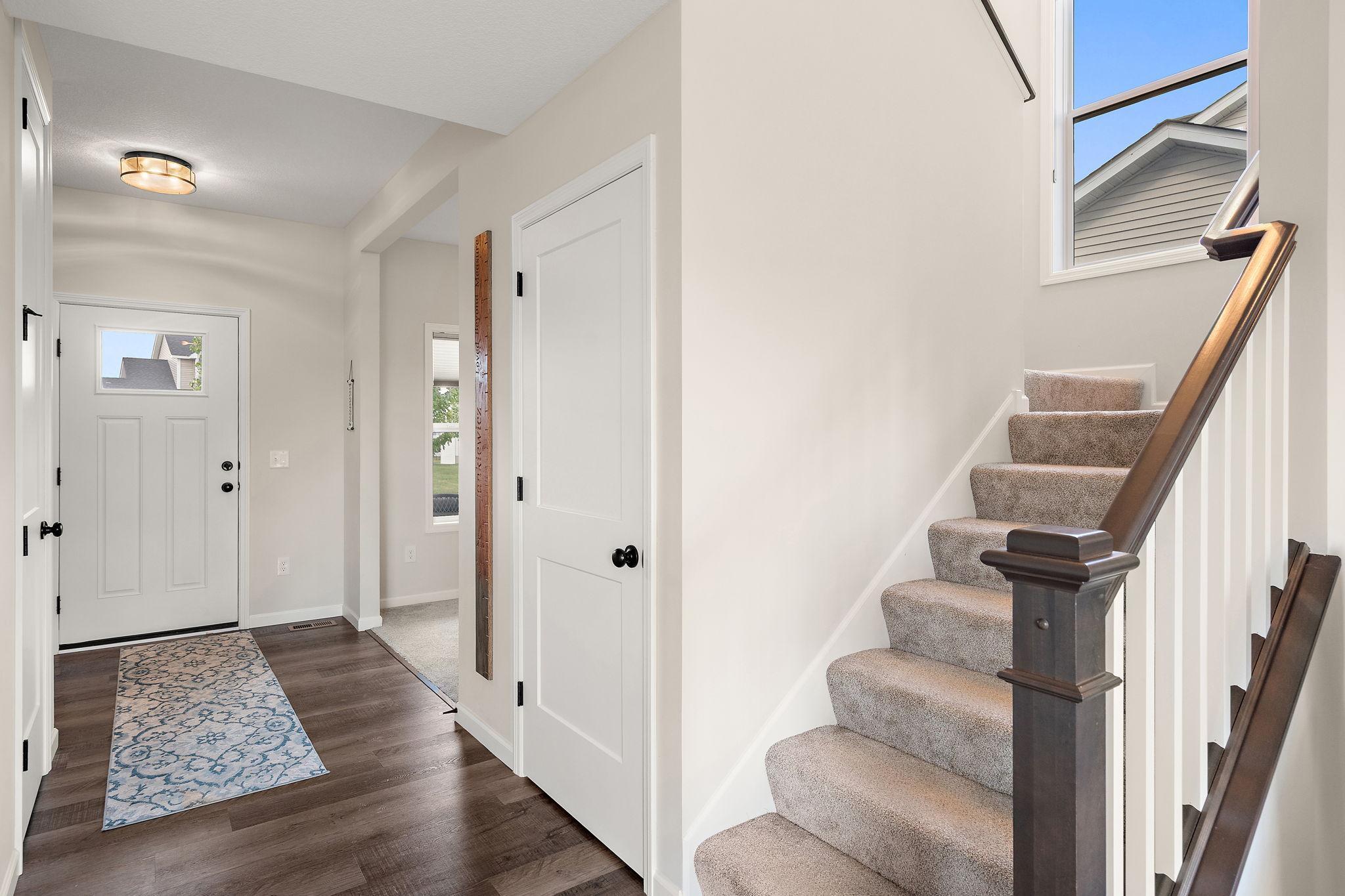 11689 35th Street N