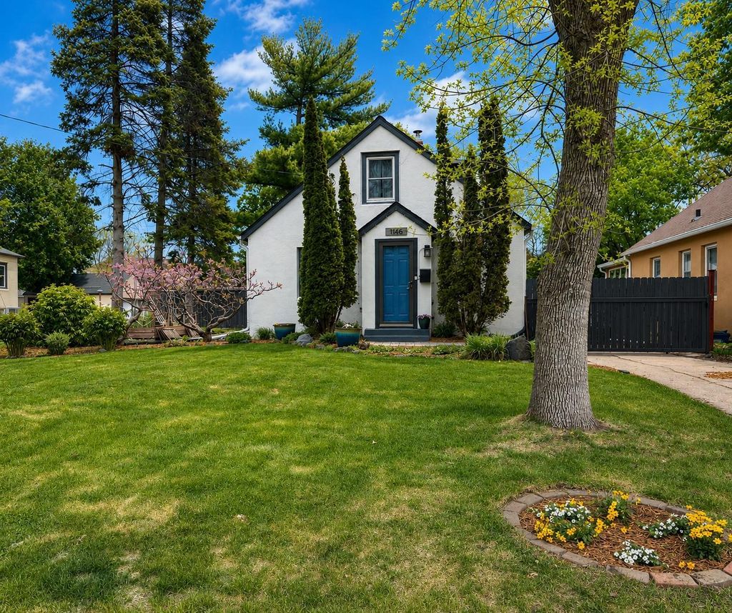 Photo of 1146 Manomin Avenue, West Saint Paul, MN 55118 (MLS # 7051732)
