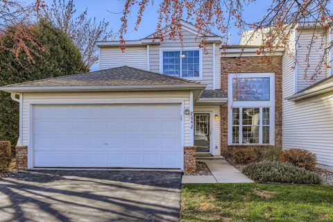 7642 Arboretum Village Place Chanhassen MN 55317