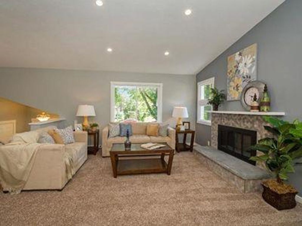 Photo of 1547 Virginia Street, Saint Paul, MN 55117 (MLS # 7012423)