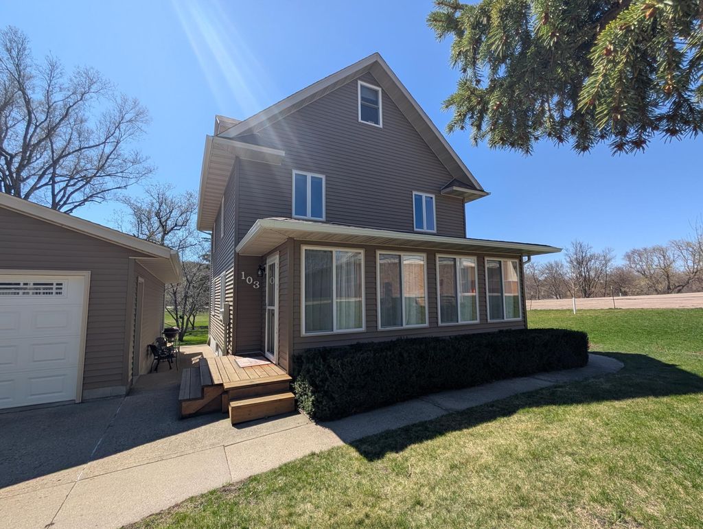 Photo of 103 Saint Albans Street, Lynd, MN 56157 (MLS # 7073759)