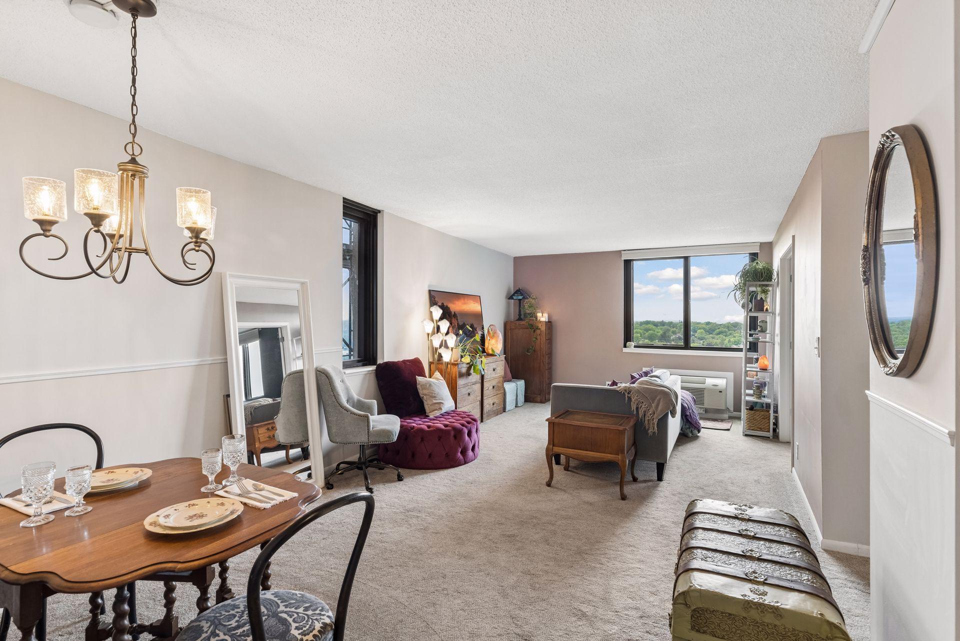 1181 Edgcumbe Road 1515