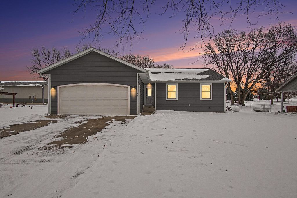 Photo of 406 S 3rd Street, Beaver Creek, MN 56116 (MLS # 6823573)