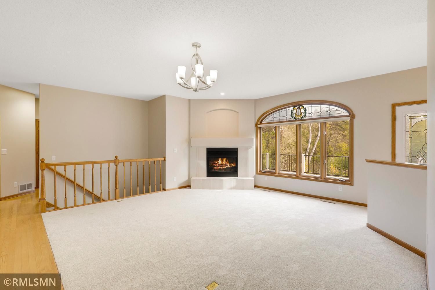 682 Huntington Court S