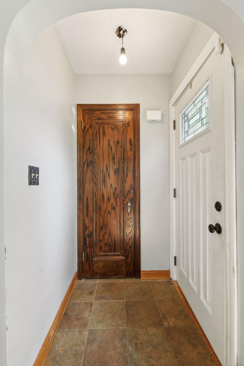 Photo of 4145 Zenith Avenue N, Robbinsdale, MN 55422 (MLS # 7087200)