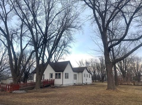 200 5th Street Walnut Grove MN 56180