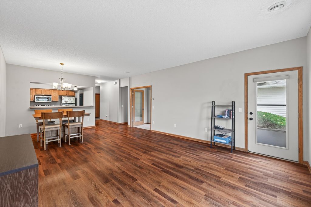 Photo of 1099 Barclay Street, Saint Paul, MN 55106 (MLS # 7006356)