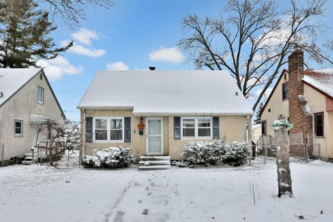 1959 Montana Avenue E Saint Paul MN 55119
