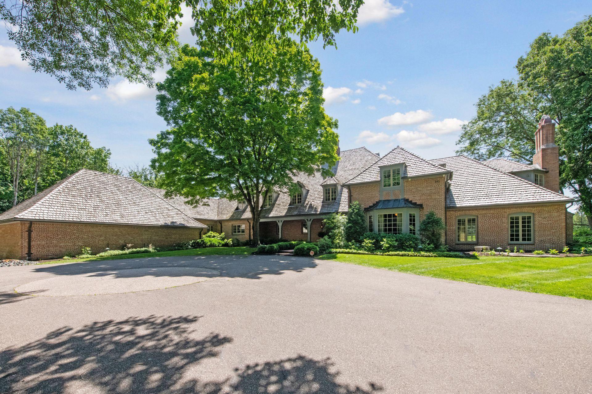 1150 Wyndmere Road