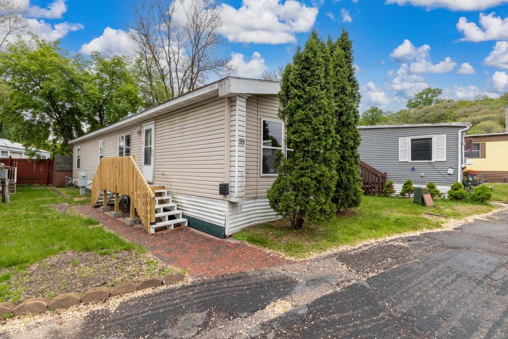 Photo of 1403 Concord Street S #33, South Saint Paul, MN 55075 (MLS # 7079740)