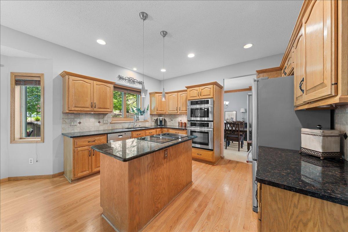 3667 Woodland Trail