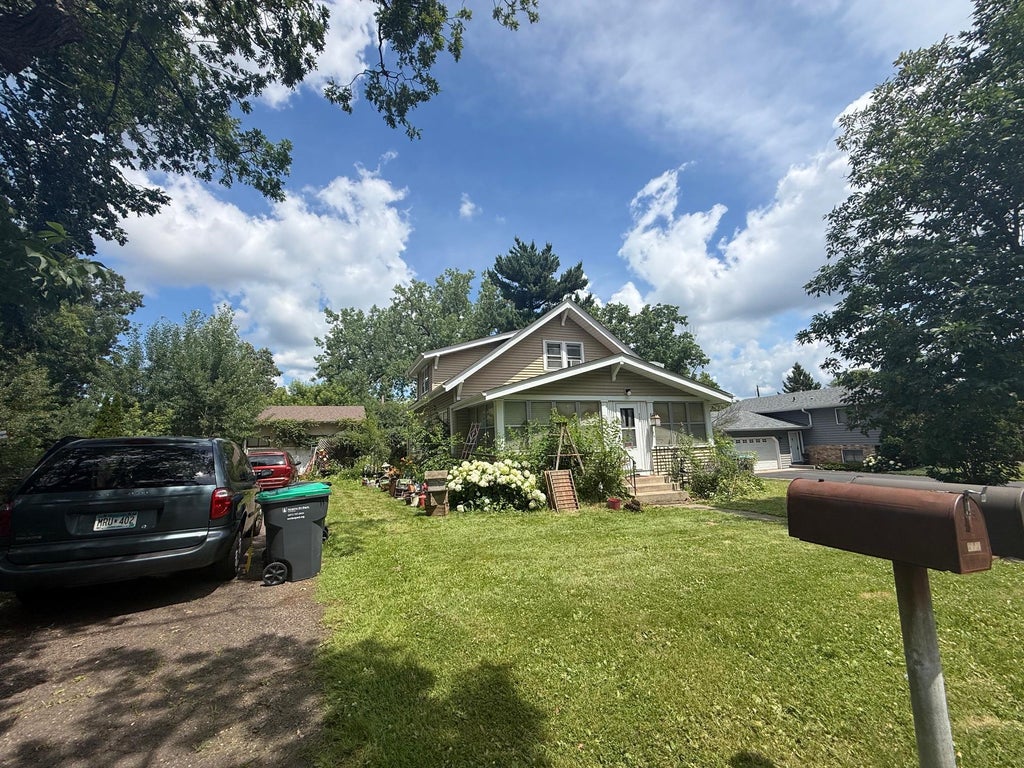Photo of 2119 Eldridge Avenue E, North Saint Paul, MN 55109 (MLS # 7109107)