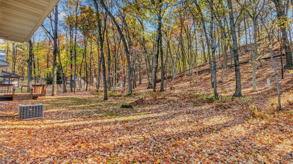 Photo of 3657 Oak Hill Place, Eau Claire, WI 54703 (MLS # 7163500)