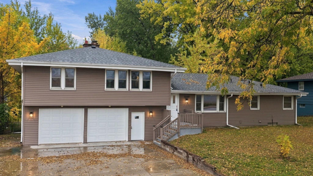 Photo of 3049 Winnetka Avenue N, Crystal, MN 55427 (MLS # 7161402)
