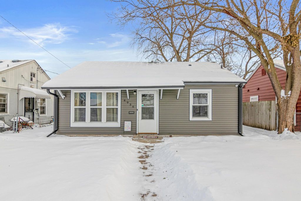 Photo of 4936 Fremont Avenue N, Minneapolis, MN 55430 (MLS # 7001114)