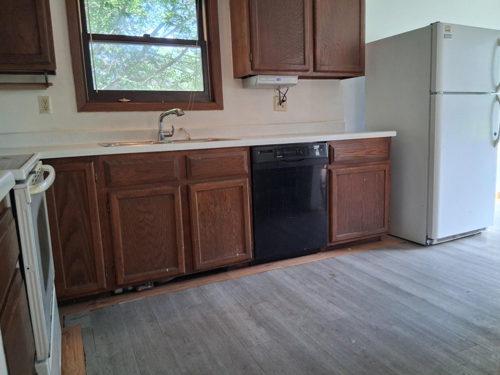 Photo of 506 W Stanton Avenue, Fergus Falls, MN 56537 (MLS # 7110838)