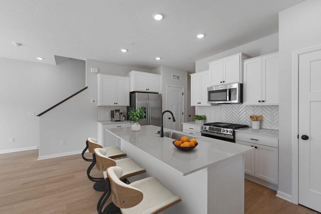 Photo of 1540 Trellis Lane, West Saint Paul, MN 55118 (MLS # 7024611)