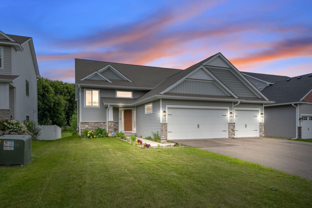 Photo of 7457 63rd Street S, Cottage Grove, MN 55016 (MLS # 7000364)