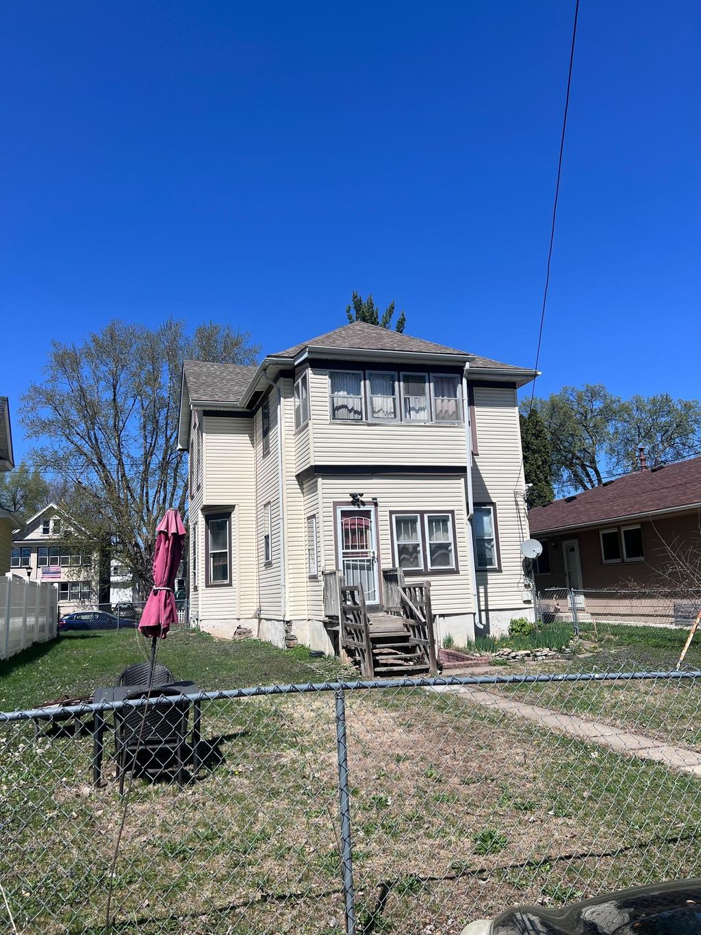 Photo of 2313 Glenwood Avenue, Minneapolis, MN 55405 (MLS # 7062206)