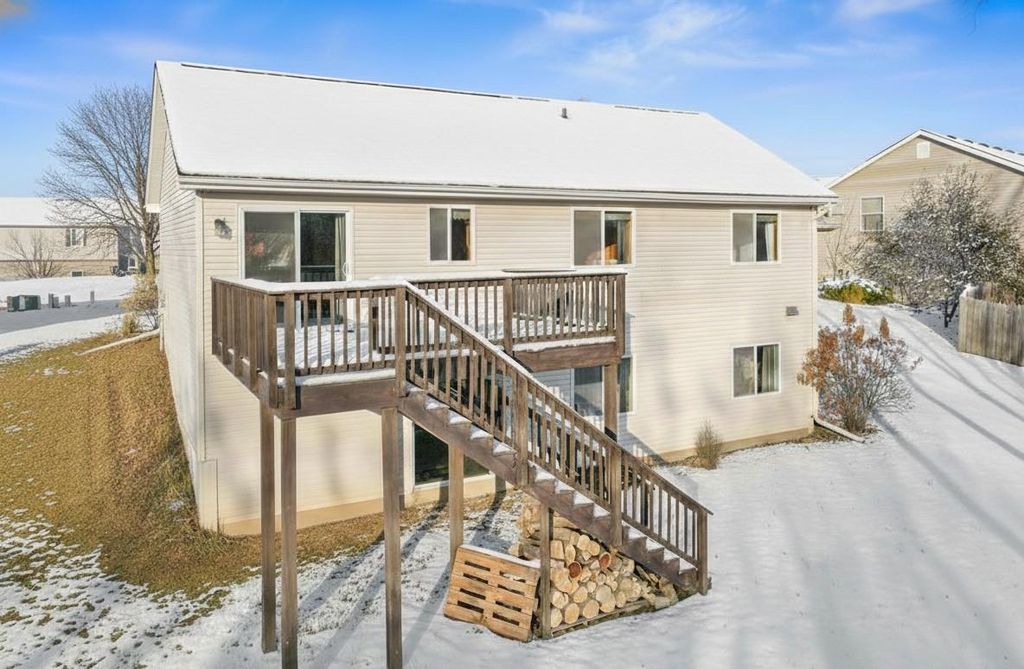 Photo of 1389 Mallard Lane, New Richmond, WI 54017 (MLS # 7017122)