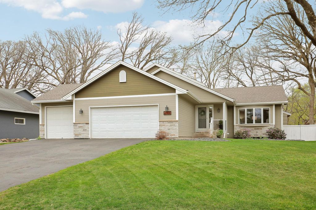 Photo of 6008 114th Lane N, Champlin, MN 55316 (MLS # 7058770)