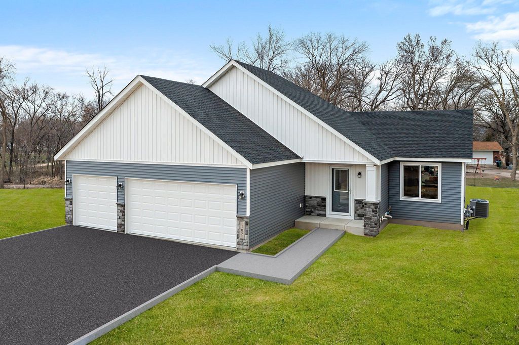 Photo of 617 Sienna Drive, Watertown, MN 55388 (MLS # 7006944)