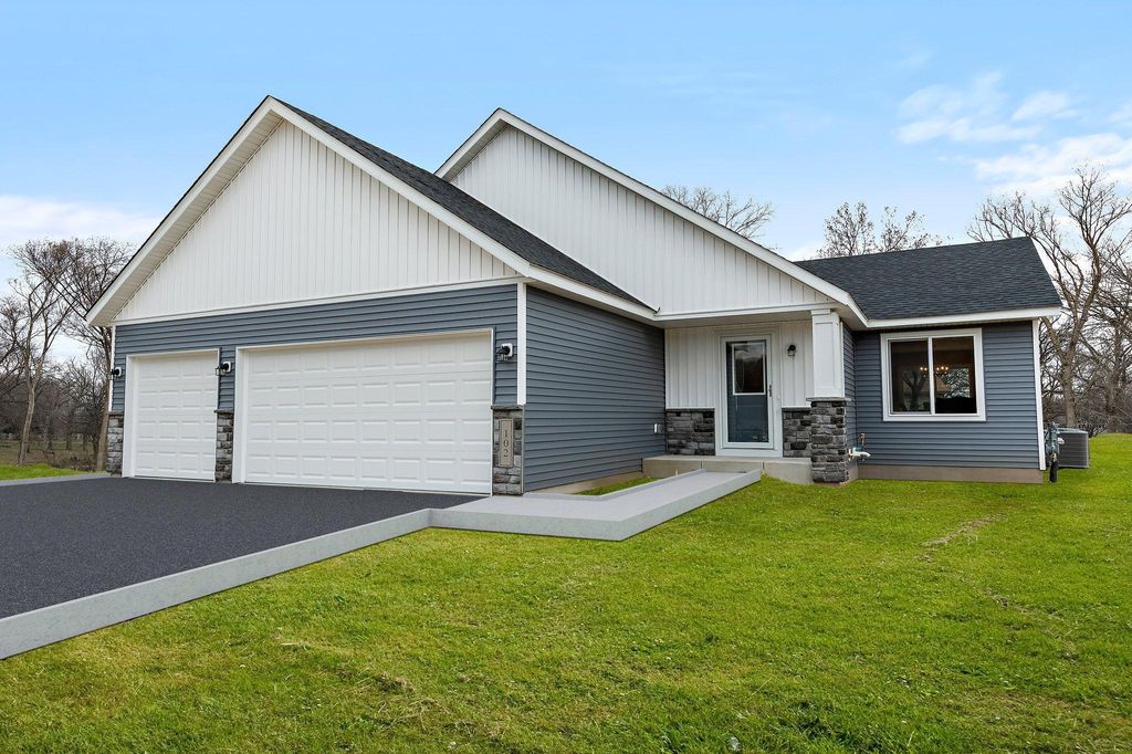 Photo of 617 Sienna Drive, Watertown, MN 55388 (MLS # 7006944)