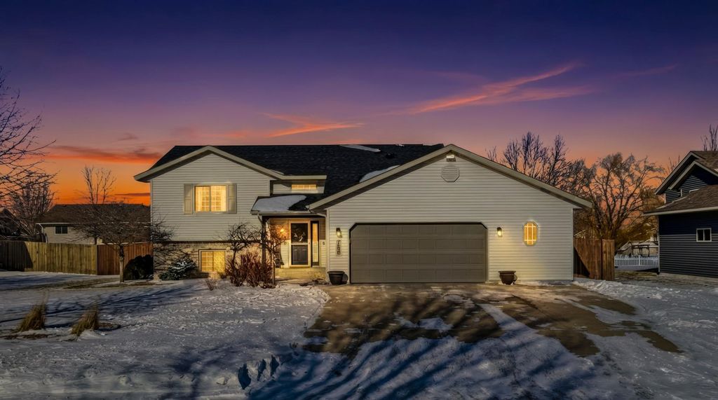 Photo of 750 22nd Street SE, Owatonna, MN 55060 (MLS # 7013146)