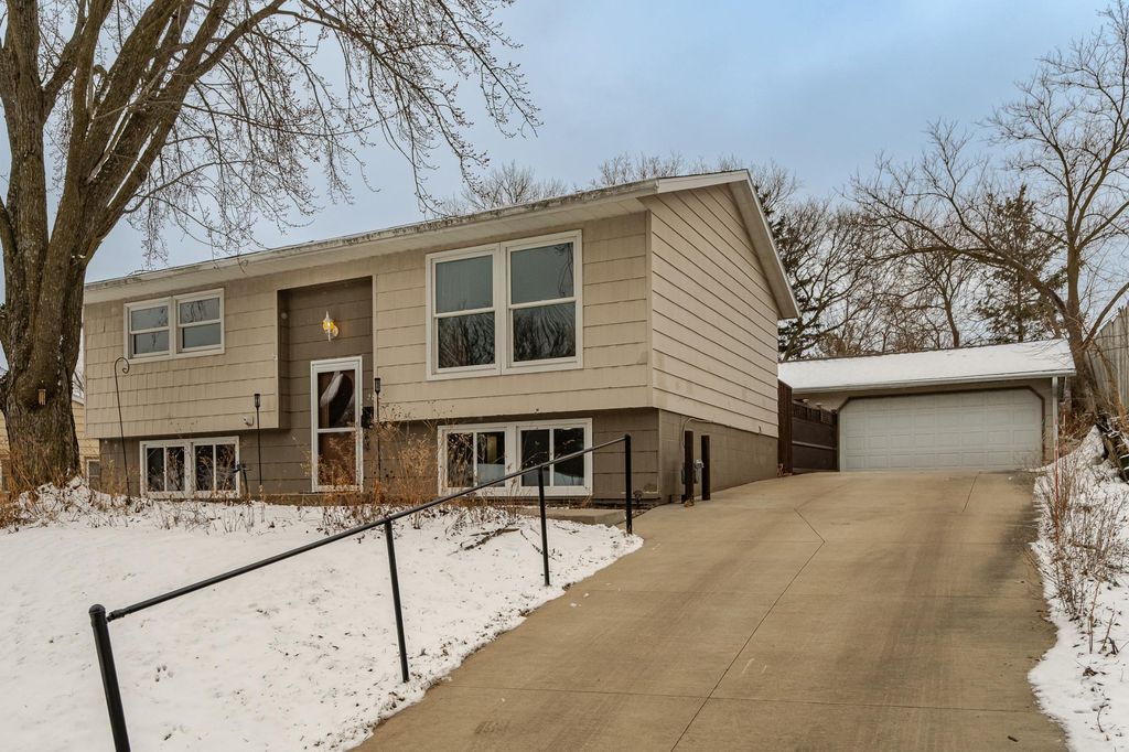Photo of 3810 1st Place NW, Rochester, MN 55901 (MLS # 7015981)