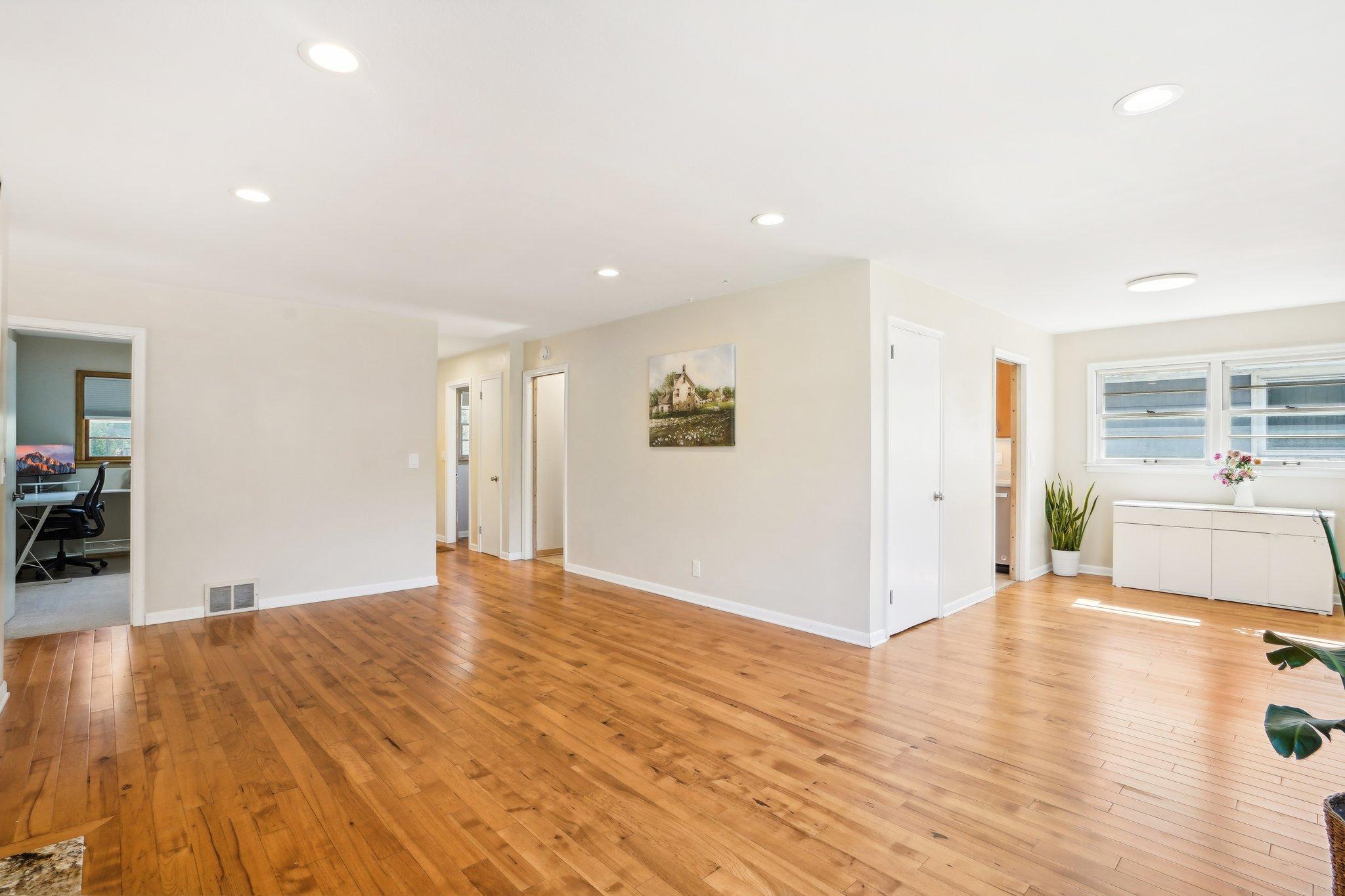 3904 Washburn Avenue S